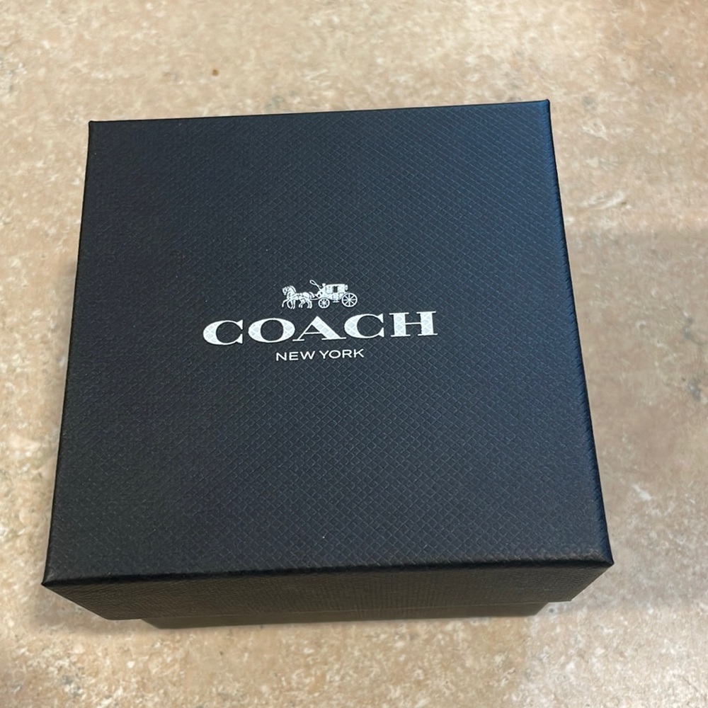 Coach Watch Box - Picture 2 of 4